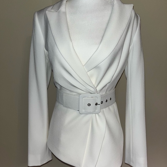 Tahari White Blazer and Skirt Set belted - Picture 4 of 16
